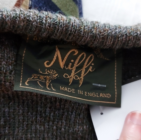 NIFFI ENGLAND| VINTAGE PURE WOOL AND SUEDE SWEATER (KHAKI GREEN COLOUR) - Picture 5 of 8